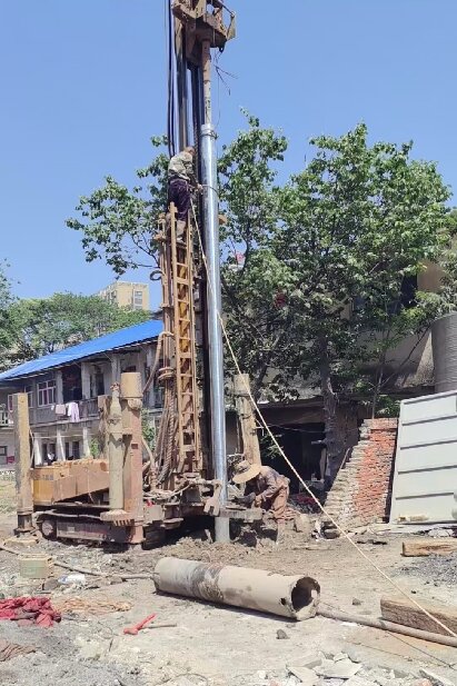 谢家集区岩石井